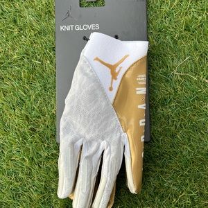 Nike Wide Receiver Football Gloves - Size 2XL